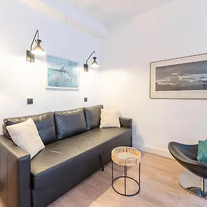 Belle Renovation Moderne Au Coeur Du Panier Marseille